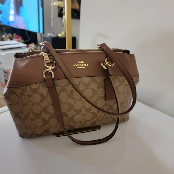 Coach Brooke Carryall Bag Signature Coated Canvas Bag - Picture 3 of 11